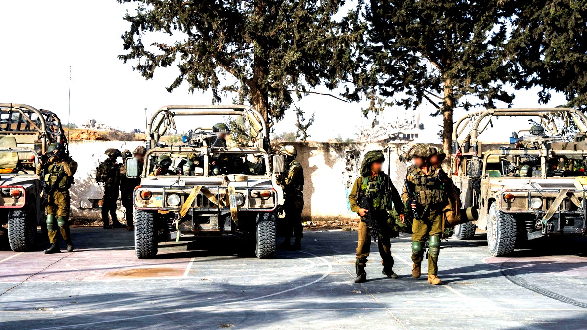 ضباط وجنود من لواء المظليين الإسرائيلي يرفضون أوامر الاستعداد لعملية رفح