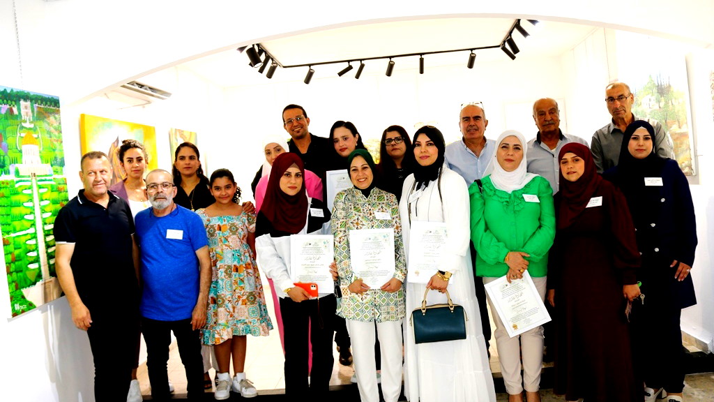 كوكبة من الفنانين التشكيليين في معرض جديد مهلًا نيسان في جاليري زركشي سخنين