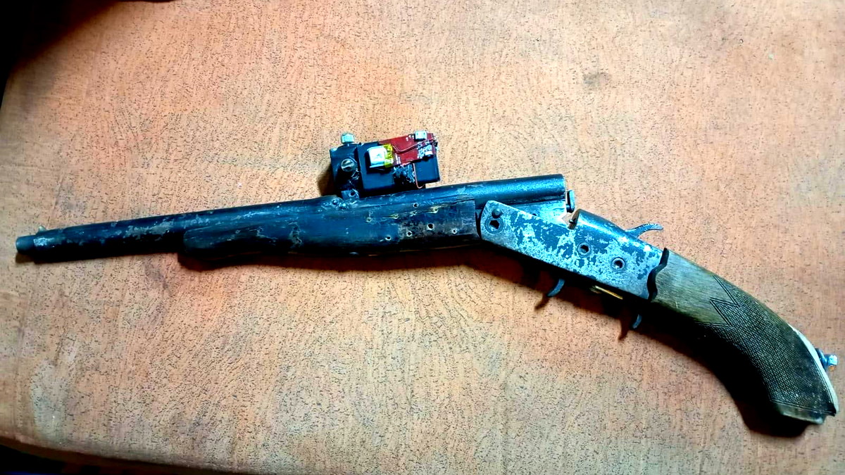 اعتقال رجل (45 عامًا) من الخضر بشبهة حيازة سلاح غير قانوني