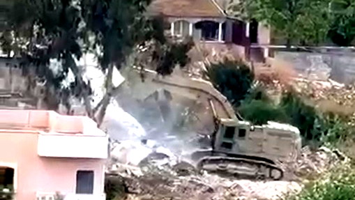 مصادر فلسطينية: ارتقاء شاب عقب اقتحام الجيش الإسرائيلي لمدينة طولكرم- إطلاق نار واشتباكات عنيفة في المكان