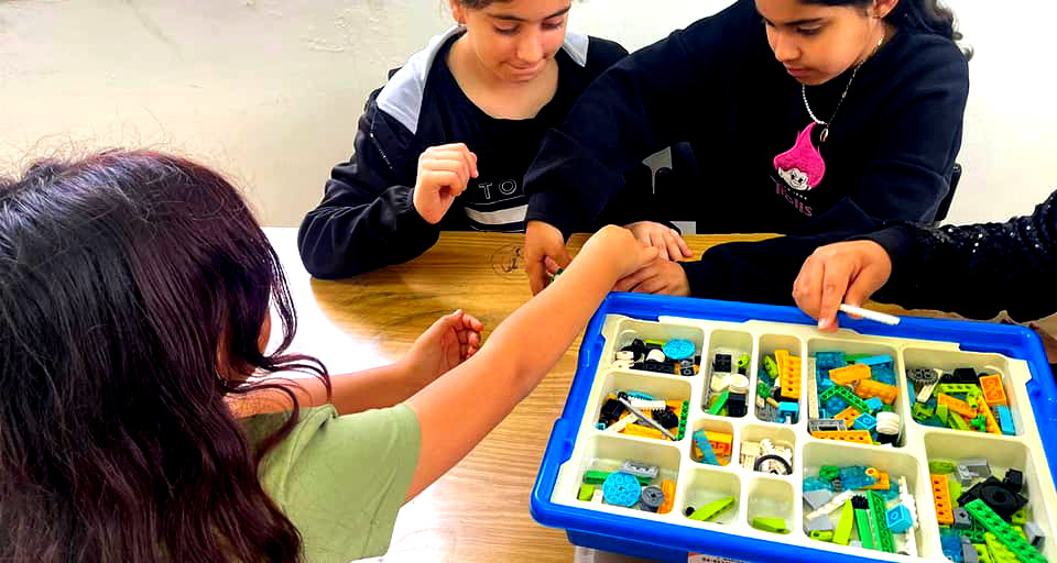  افتتاح ثلاث دورات للصفوف الابتدائية في المركز الجماهيري ترشيحا 