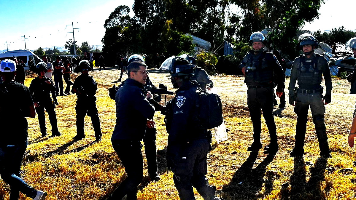 الموحدة: هدم البيوت لعائلة أبو عصا في النقب وفي عين حوض هو انقياد أعمى لسياسة الترانسفير لبن غفير