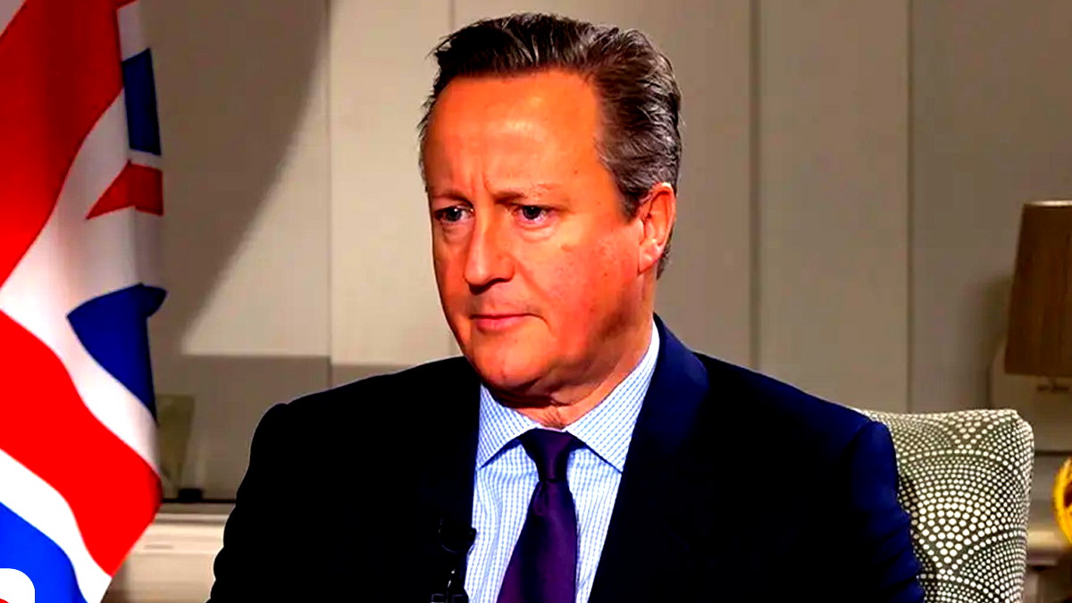 كاميرون: حظر صادرات الأسلحة البريطانية لإسرائيل قد يزيد من قوة "حماس"