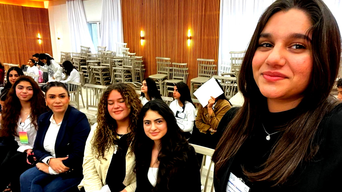 ثانوية العلوم والتكنولوجيا الناصرة تشارك في برنامج المبادرين الشباب