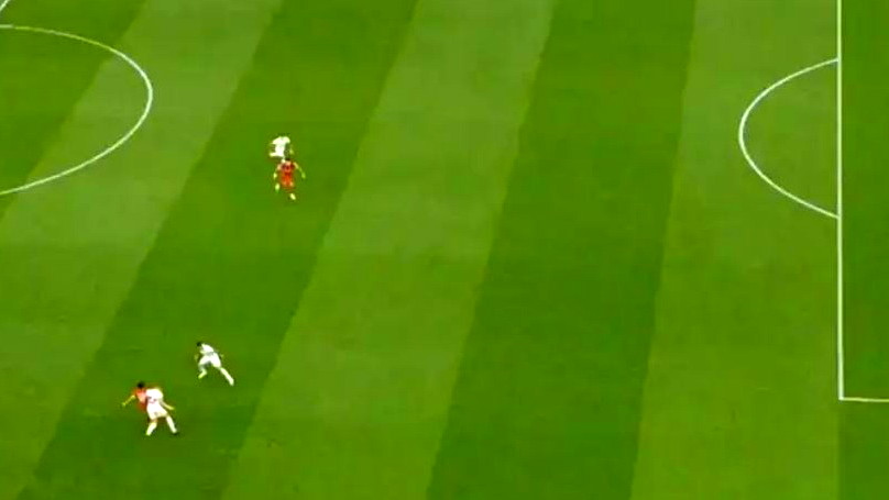 أندية الدوري الإنجليزي تثور ضد الـ "فار" وتطلب إلغاءه