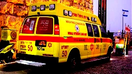 القدس: إصابة شاب (18 عامًا) بجراح متوسّطة إثر انقلاب مركبة على شارع الحجّاج بن يوسف