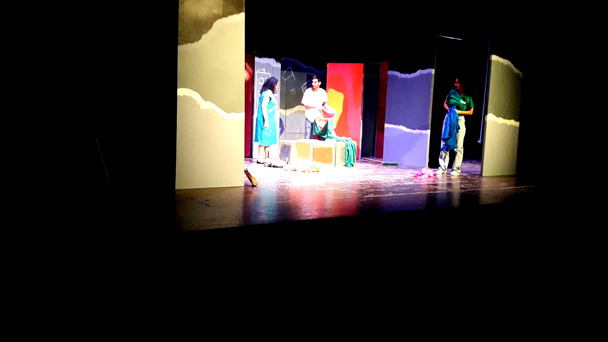 عرض مسرحية  "هاني واصحابه" في الناصرة