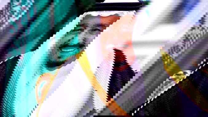 ولي العهد السعودي يطمئن الجميع على صحة الملك سلمان