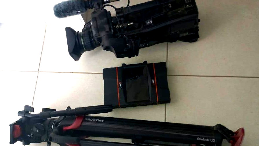 لابيد: مصادرة أجهزة وكالة "أسوشيتد برس" من قبل الحكومة الإسرائيلية عمل جنوني