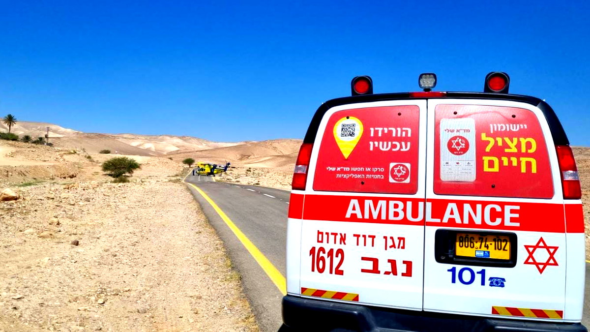 النّقب: إصابة امرأة (40 عامًا) بجراح متوسّطة إثر انقلاب مركبة على شارع 3199