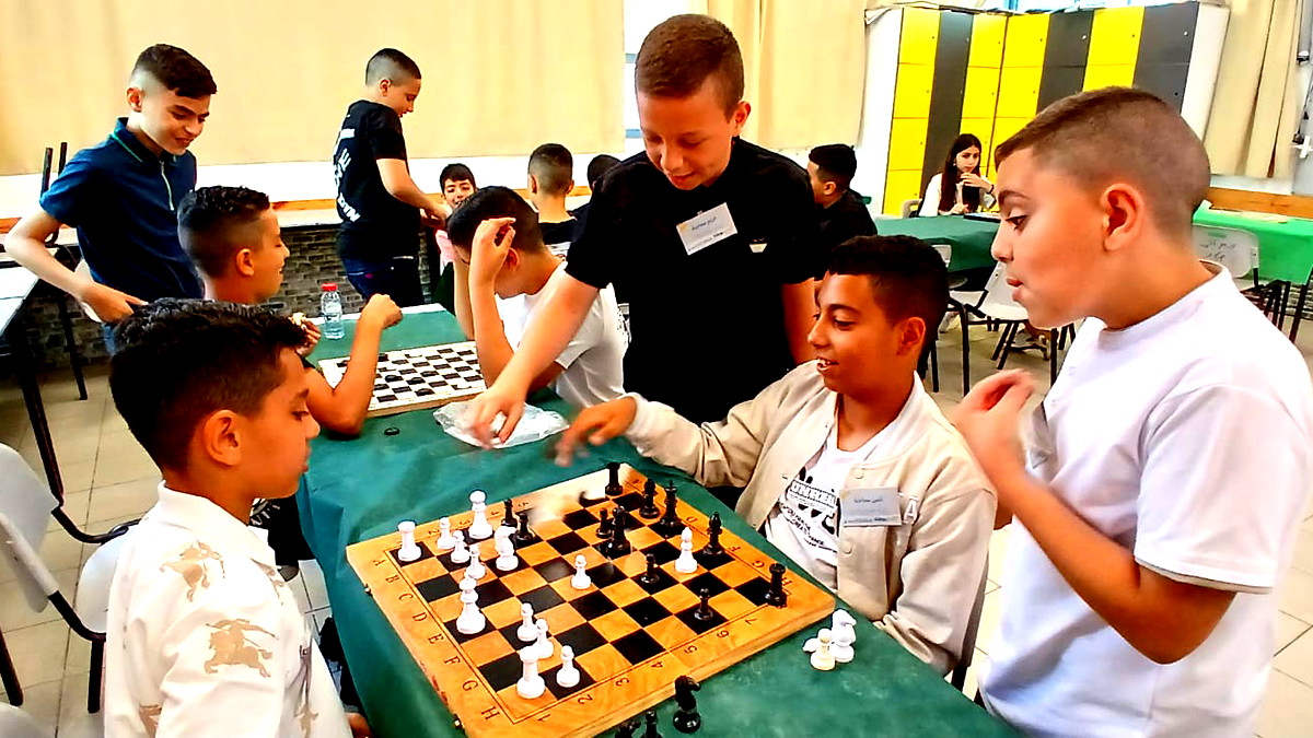 مدرسة اسكندر بأم الفحم تستقبل نجومها الموهوبين