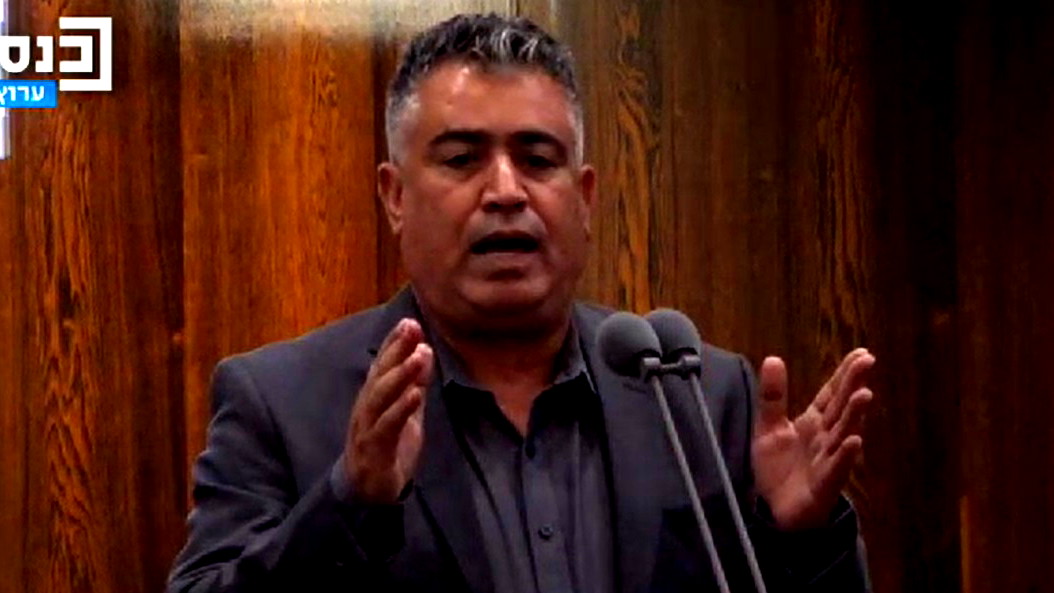 العطاونة يطالب بإعطاء العرب في النقب حقوقهم كاملة ووقف الهدم والترحيل