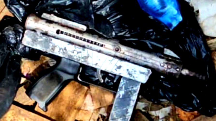 اعتقال قاصر (16 عامًا) من عرب العرامشة بشبهة حيازة سلاح وأمشاط ذخيرة بشكل غير قانوني