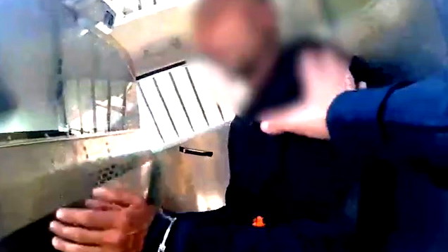 بعدما طلب مساعدتها| لائحة اتّهام ضدّ رجل (44 عامًا) من نحف بسرقة مجوهرات من مُسنة كفيفة في كرميئيل