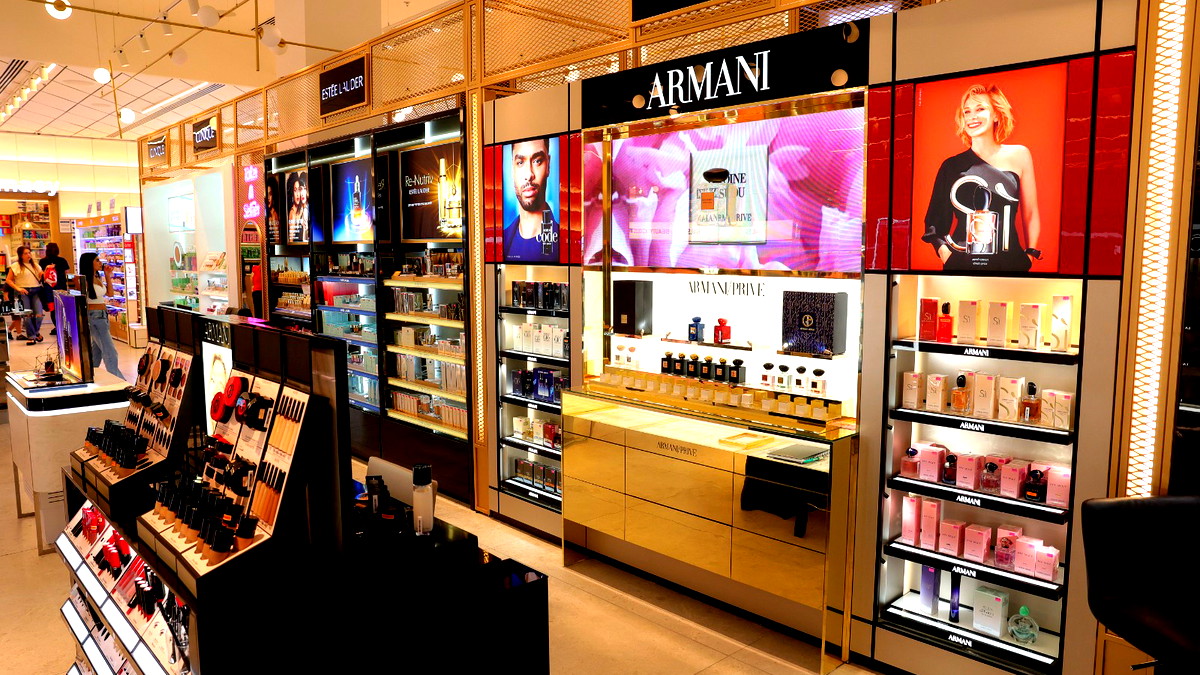 سوبر فارم تطلق فرع الجاليري الثالث في الكريون