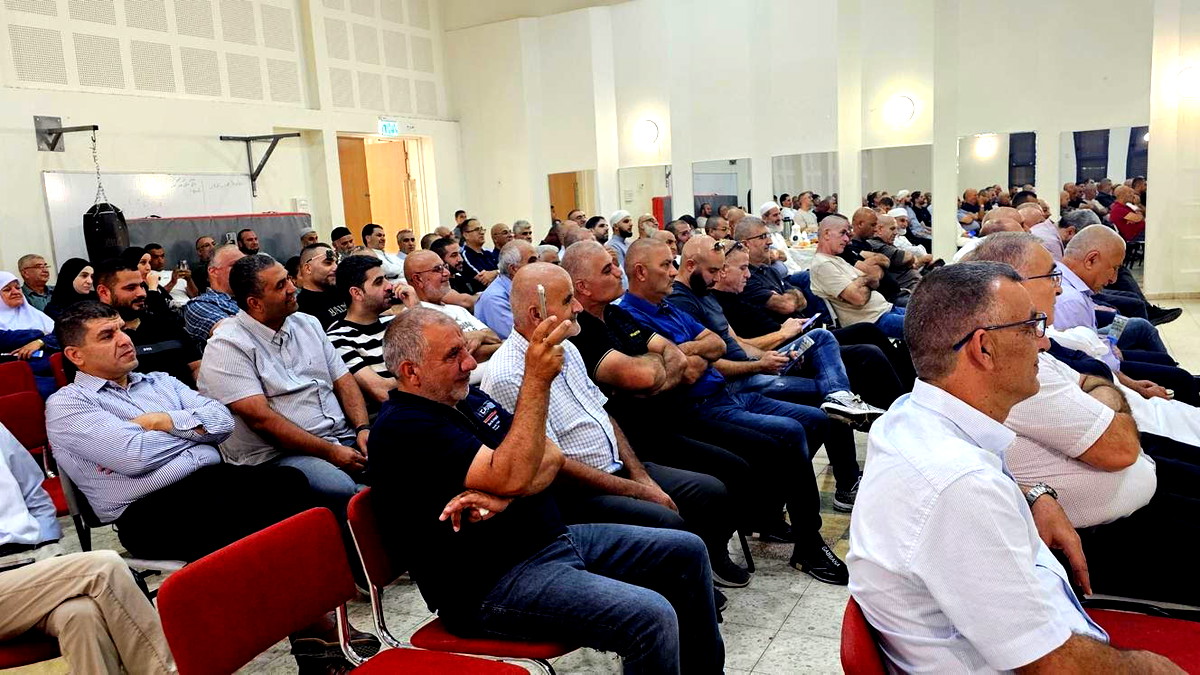 كفر برا: احتفالاً يليق بحجاج بيت الله الحرام في المركز الجماهيري