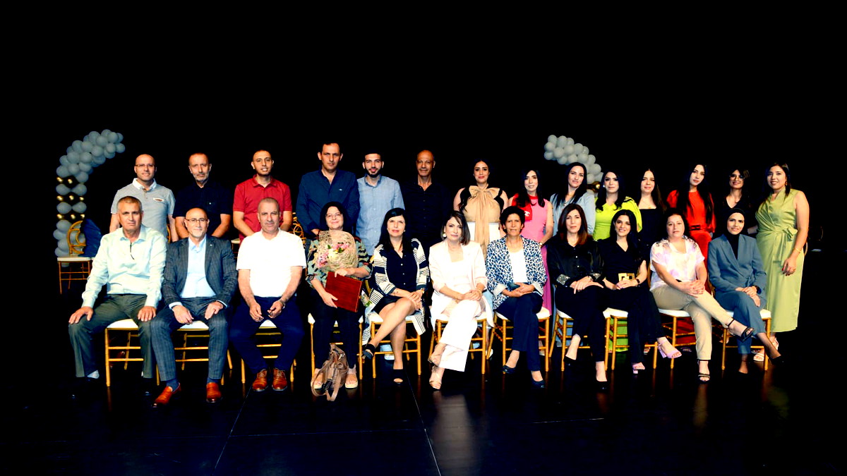 بأجواء عمّها السّرور- الناصرة: تخريج الفوج الثامن من طلاب الثواني عشر في مدرسة العلوم والتكنولوجيا 