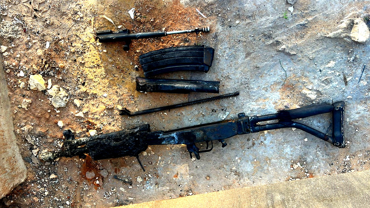 بعد اخماد الحريق| الطيرة: العثور على سلاح داخل مركبة اشتعلت فيها النيران