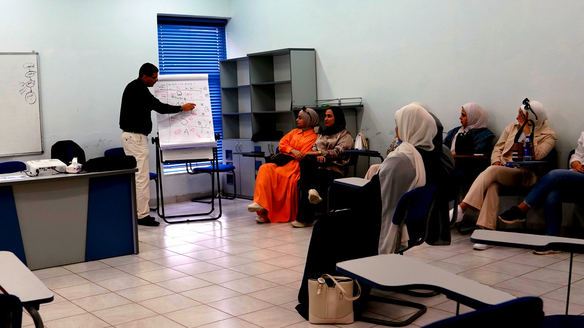 مركز حسيب الصباغ للتميز في الجامعة العربية الأمريكية ينظم دورة تقييم الوظائف