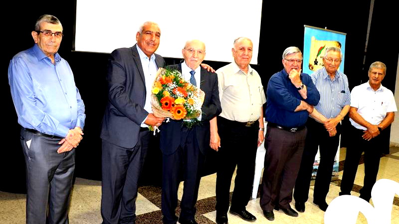 الاتّحاد العامّ للكتّاب 48 ومجلس كفرياسيف المحلّي يكرّمان المربّي عضو الاتّحاد الكاتب سهيل عطاالله