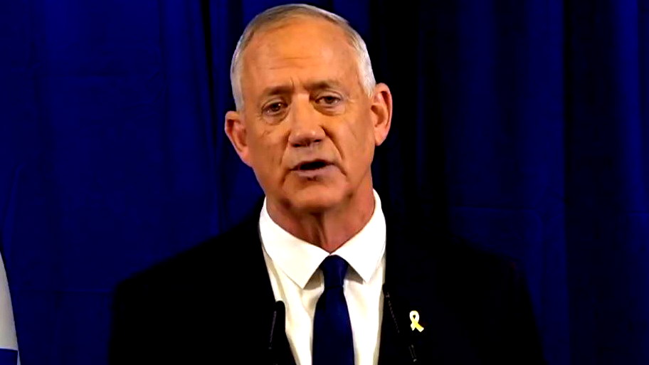 بني غانتس يعلن رسميا استقالته من الحكومة ومجلس الحرب: نتنياهو يمنعنا من التقدم نحو النصر الحقيقي