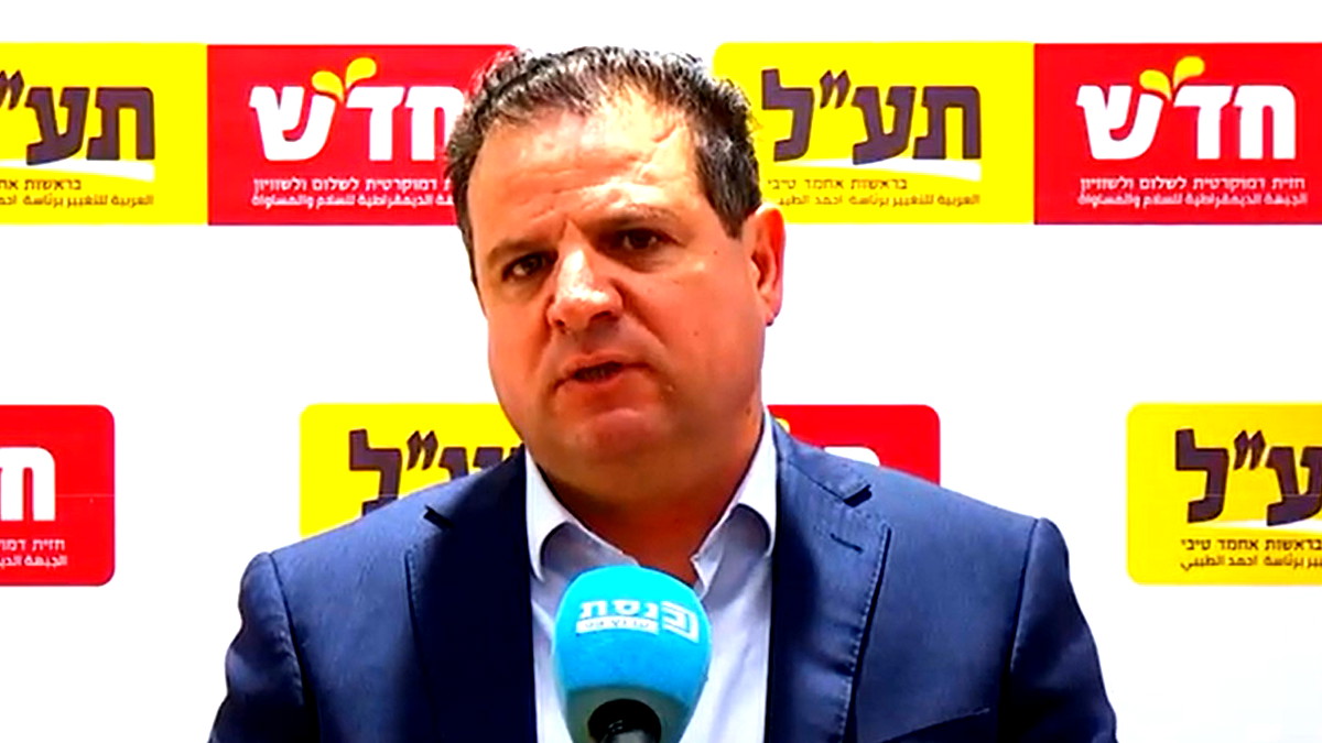 ايمن عودة: نعارض قانون التجنيد لسببين... ويجب اسقاط هذة الحكومة