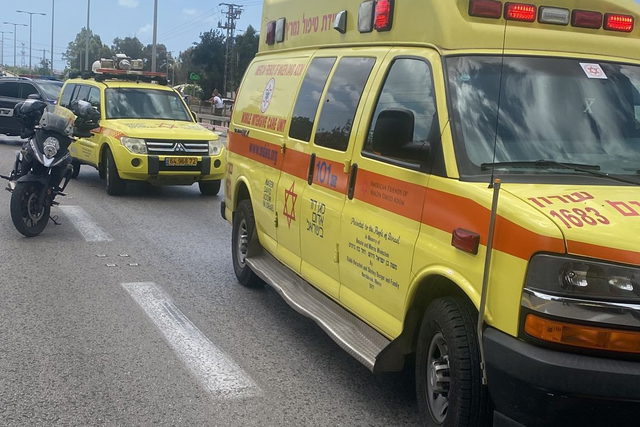 الرملة: اصابة 3 اشخاص بجراح متفاوتة اثر حادث طرق- بينهم حالة حرجة