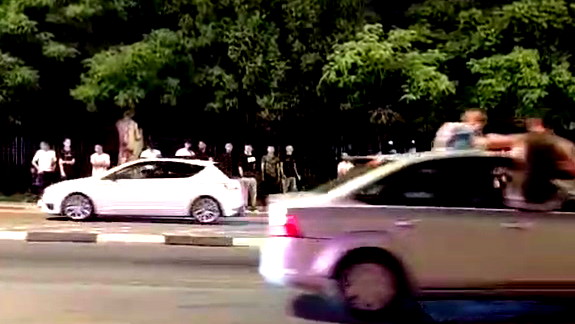 فيديو- بسبب القيادة المتهورة احتفالا بالتخرج| شمال البلاد: تحرير عشرات المخالفات المرورية ضد عشرات الشباب 