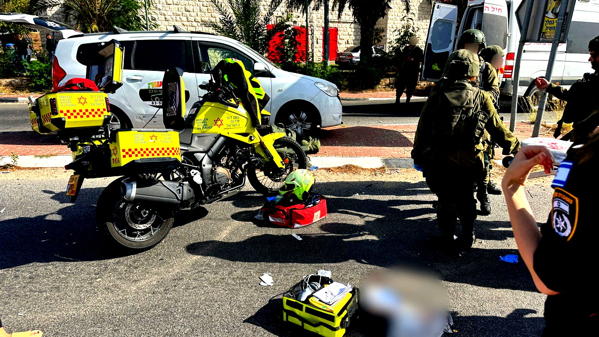 فيديو| اصابة جندي (33 عامًا) بجراح متوسطة اثر عملية دهس بالقرب من حاجز رنتيس