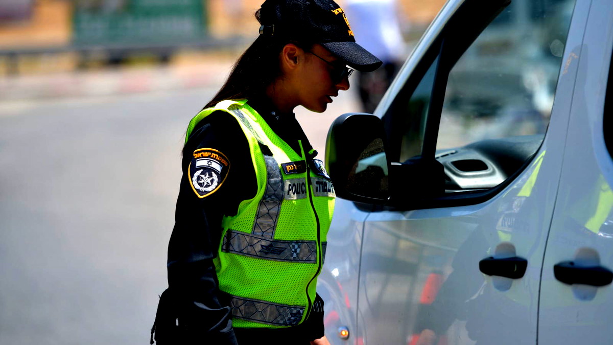 الشرطة: 7921 بلاغًا ضد السائقين الذين يرتكبون المخالفات المرورية، وخاصة التي تكون سببًا في وقوع حوادث طرق