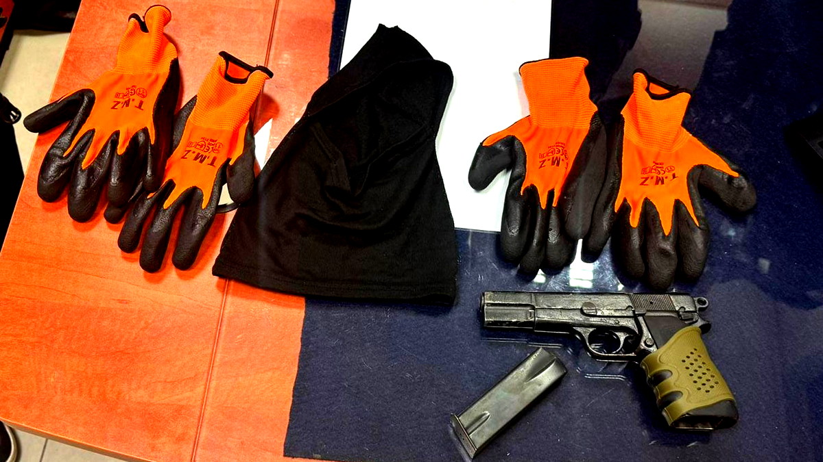 اعتقال شابين من دبورية بشبهة حيازة مسدس خلال تواجدهما في نوف هجليل