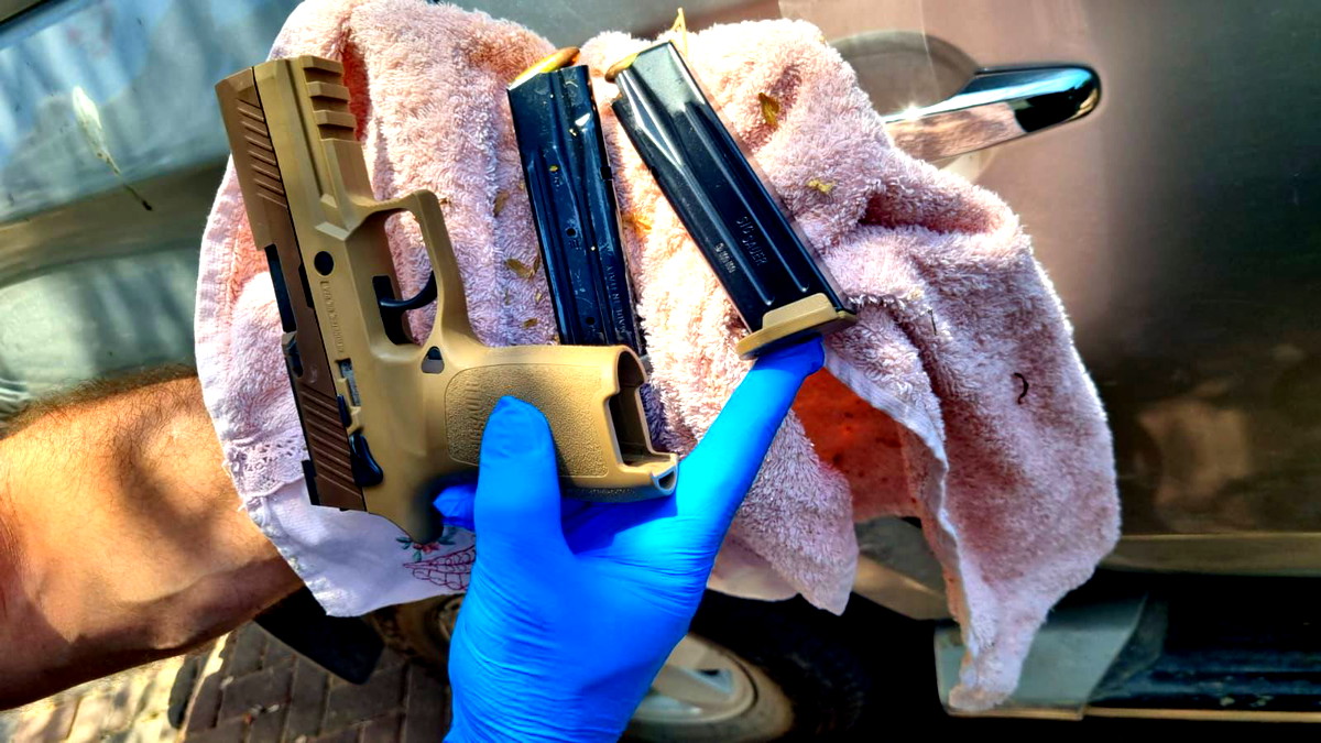 جلجوليا: تقديم لائحة اتهام ضد رجل (48 عامًا) بشبهة حيازة  مسدس وذخيرة ومبلغ مالي كبير بشكل غير قانوني