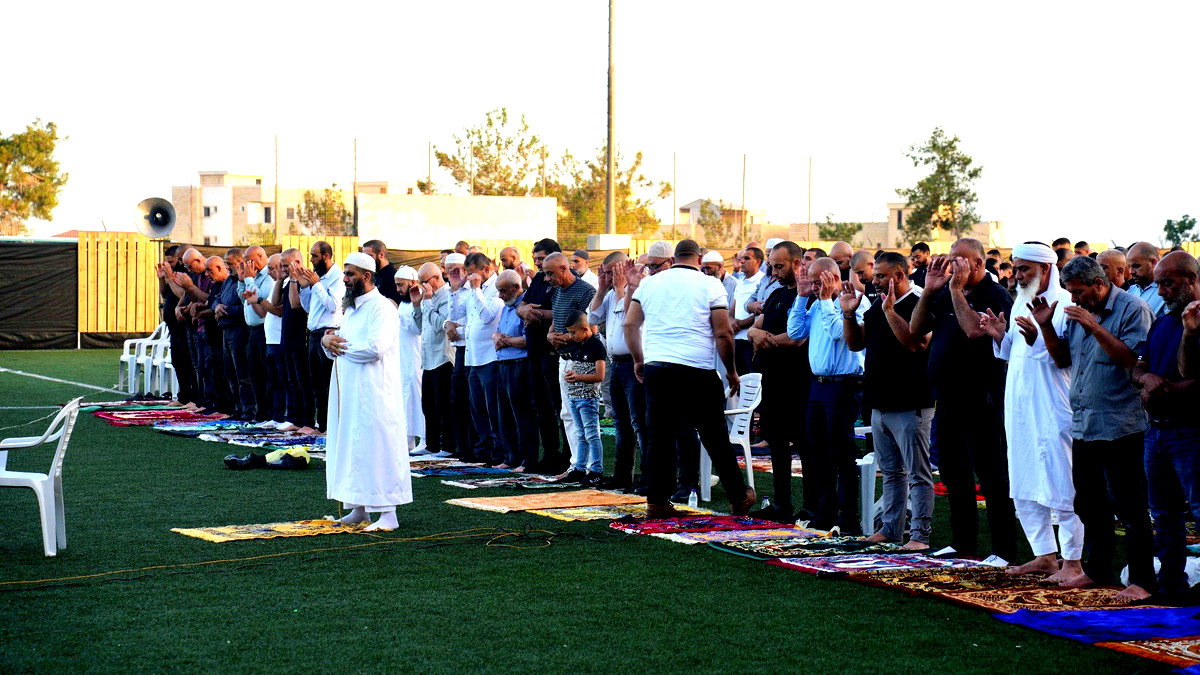 صلاة عيد موحدة وجماعية في بلدة عيلوط 