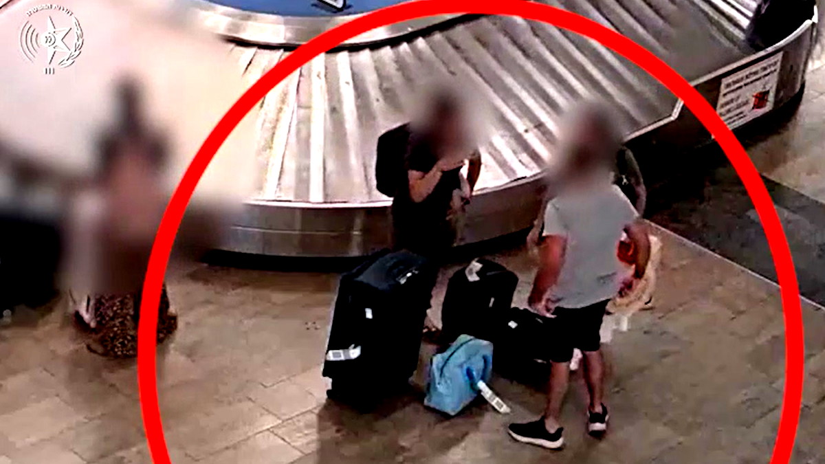 توثيق بالفيديو| عقب احباط عملية تهريب مخدّرات داخل المطار- اعتقال ثلاثة أشخاص بينهم شقيقتين من مدينة القدس