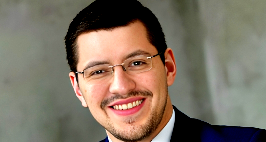 هل ينجح اليمين المتطرف في حل مشكلة الهجرة ؟