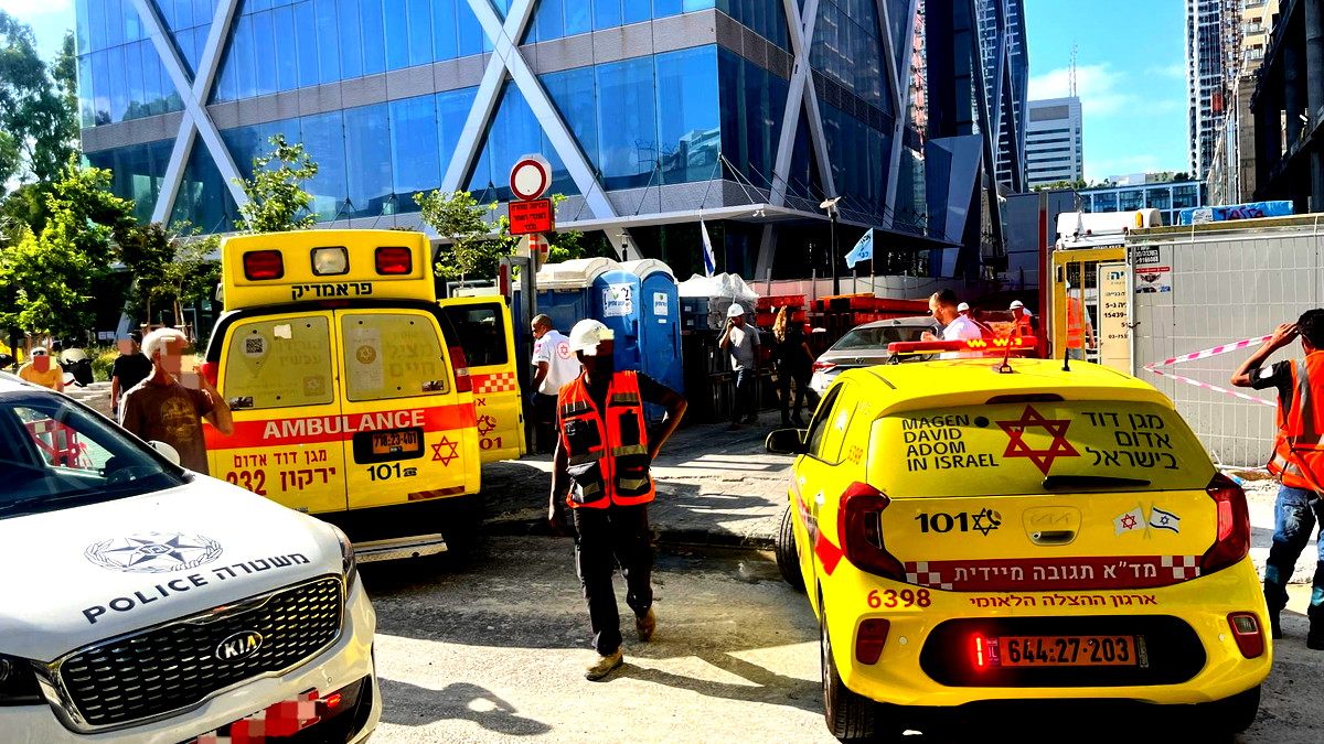 تل ابيب: مصرع عامل اجنبي (30 عامًا) اثر سقوط جسم ثقيل عليه