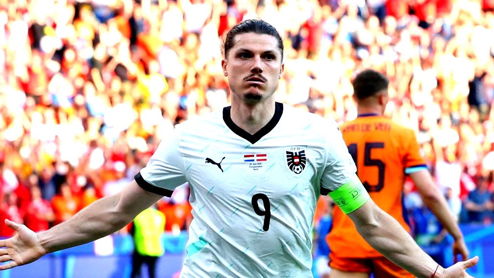 النمسا تفاجئ أوروبا وتتأهل متصدرة على حساب فرنسا وهولندا