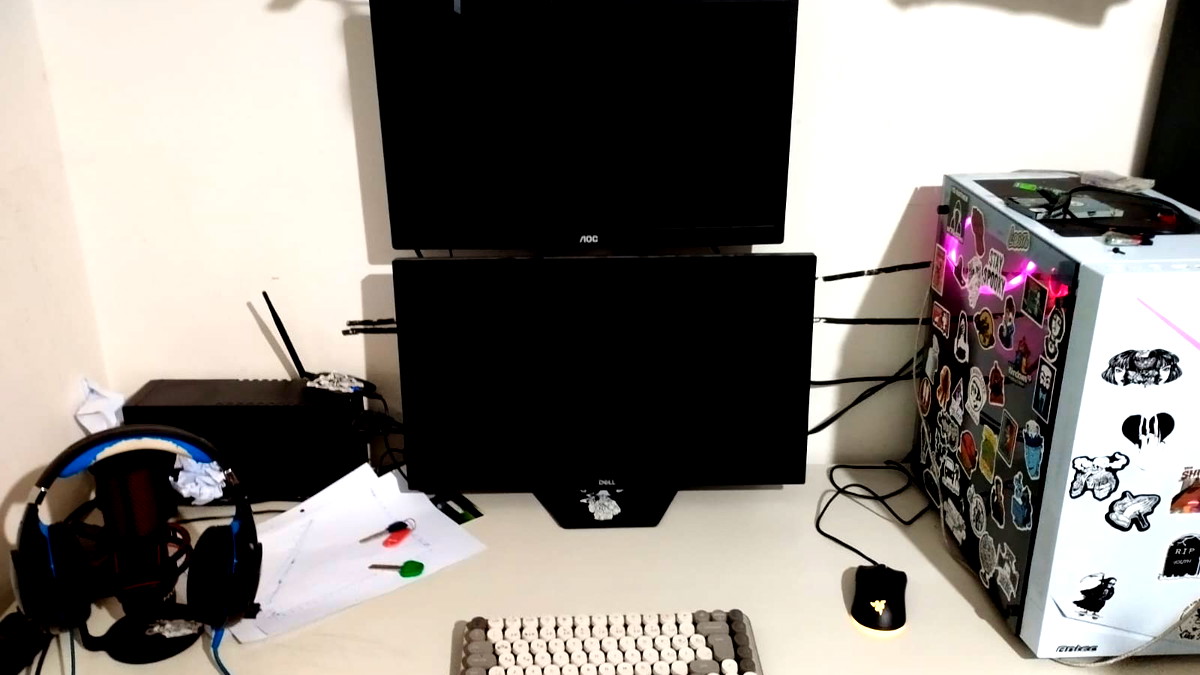 بعد تحقيق سريّ- اعتقال شابين (18، 24 عامًا) من الناصرة واكسال بشبهة اختراق أجهزة الكترونية تابعة لإحدى المؤسسات في منطقة الشّمال