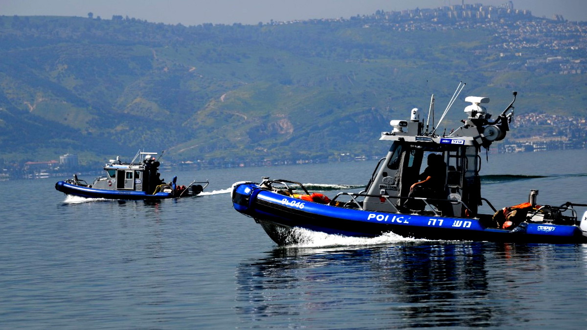 اعمال بحث عن رجل بعد اختفاء اثاره في بحيرة طبريا