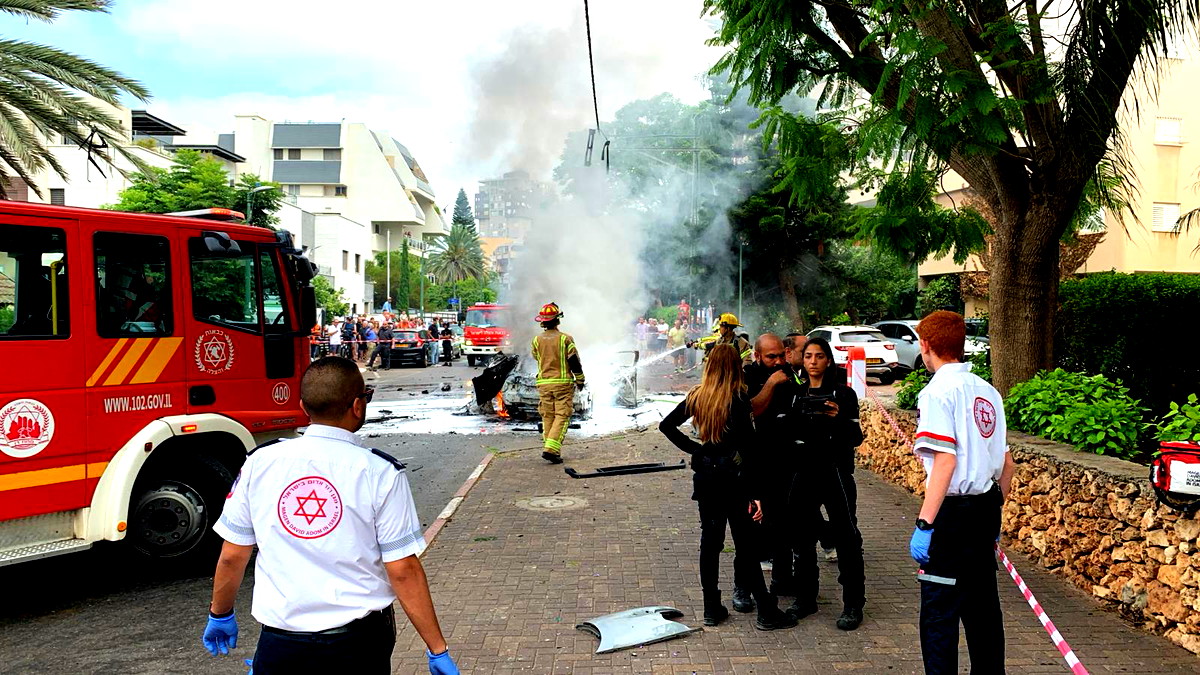 مقتل الشاب جبريل أبو غانم من الرملة وإصابة آخر (35 عامًا) بجروح متوسّطة إثر انفجار مركبة في هرتسليا