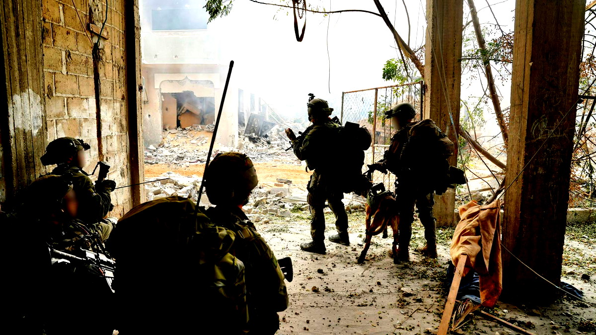 مصادر اسرائيلية: حماس أعادت تأهيل نفسها عسكريا وماليا بالشجاعية