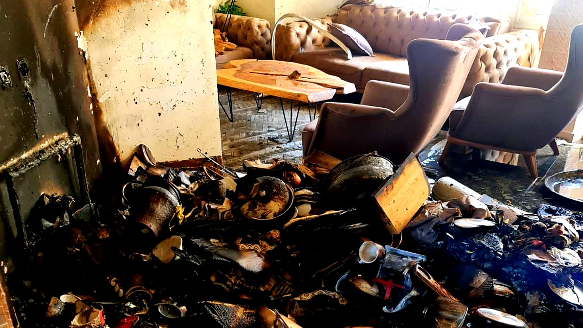 أم الفحم: اندلاع النيران داخل مبنى سكني يُسفر عن أضرارٍ جسيمة- لم تُسجل إصابات