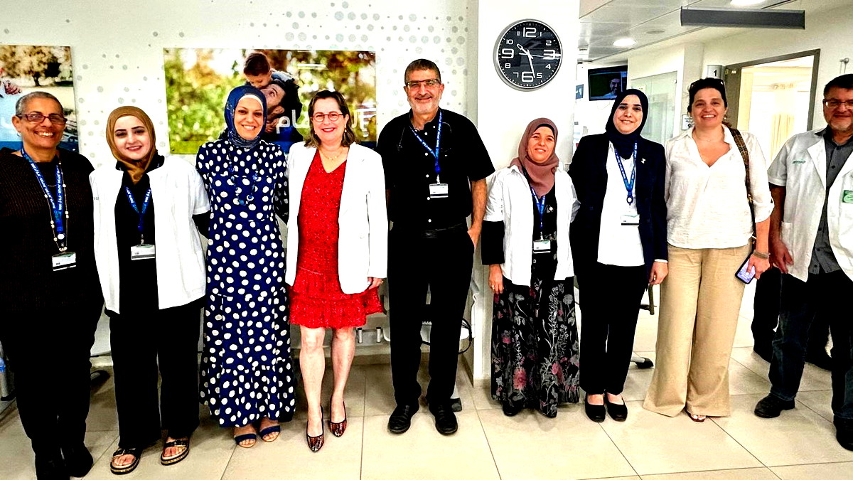 كلاليت تحتفي بالتميز الطبي في عيادات كفر قاسم