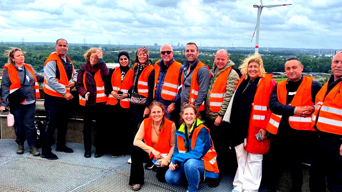 مدير المركز الجماهيري ومدير مدرسة السلام الابتدائية برهط يشاركان ببعثة في المانيا بهدف التعلم وبناء شراكات في مجال الاستدامة البيئية