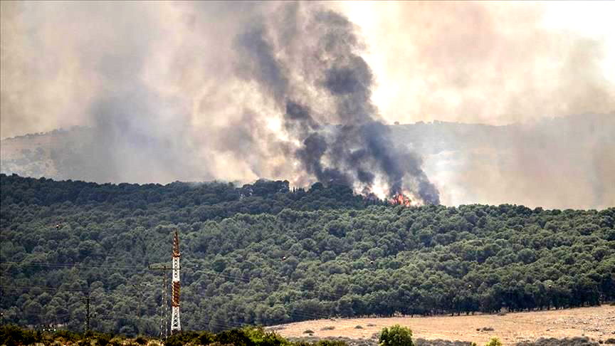 منذ بدء الحرب- صواريخ حزب الله اللبناني تُحرق حَوالَيْ 70 ألف دونم في منطقة الشّمال