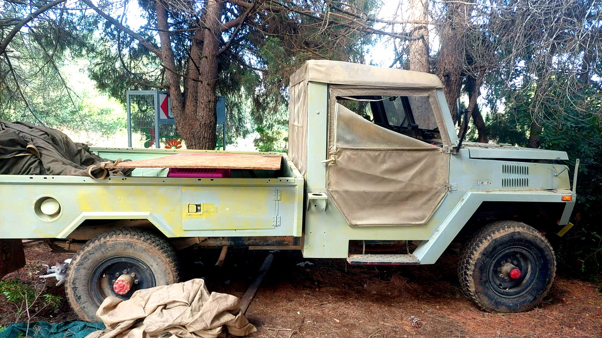 فيديو وصور- شمال البلاد: العثور على مركبة ومعدات عسكرية في منزل واعتقال مشتبه