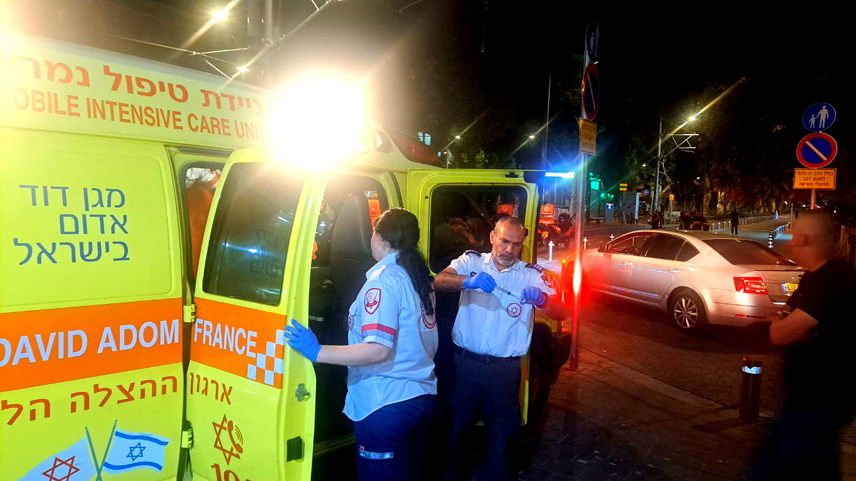 حيفا: اصابة رجل (50 عامًا) بجراح متوسطة اثر سقوطه عن ارتفاع 4 امتار