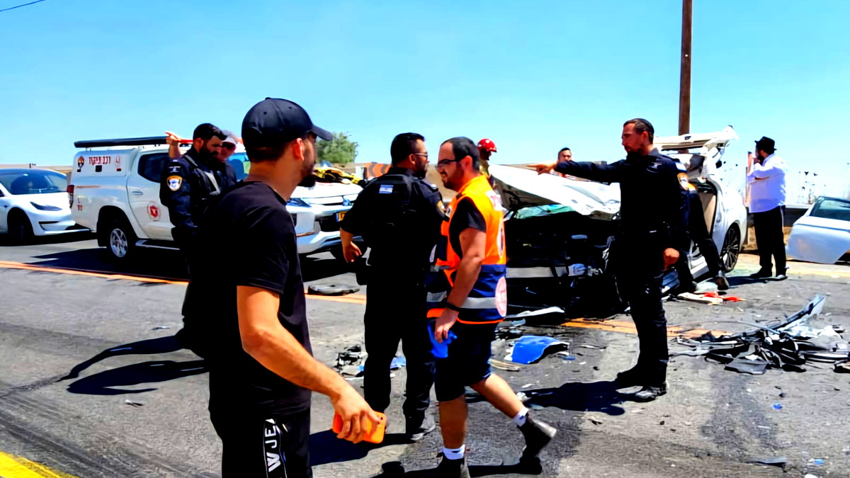 اصابة رجل (73 عامًا) بجراح متوسطة اثر حادث طرق على شارع 60 قرب الخضر