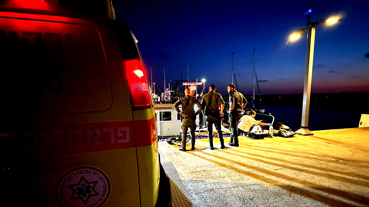 مصرع شابة بعد تعرضها للغرق في شاطئ بتل أبيب - شاب آخر بحالة خطيرة