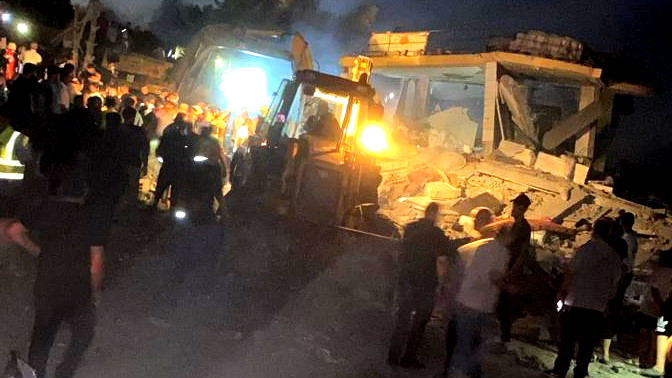 4 قتلى بينهم قائد بقوة رضوان بغارة اسرائيلية على مبنى في منطقة بين ‎الجميجمة ومجدل سلم جنوب لبنان 